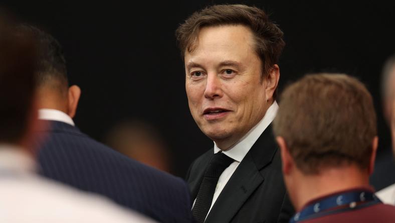 爱泼斯坦档案持续披露:马斯克、Peter Thiel和班农被提及